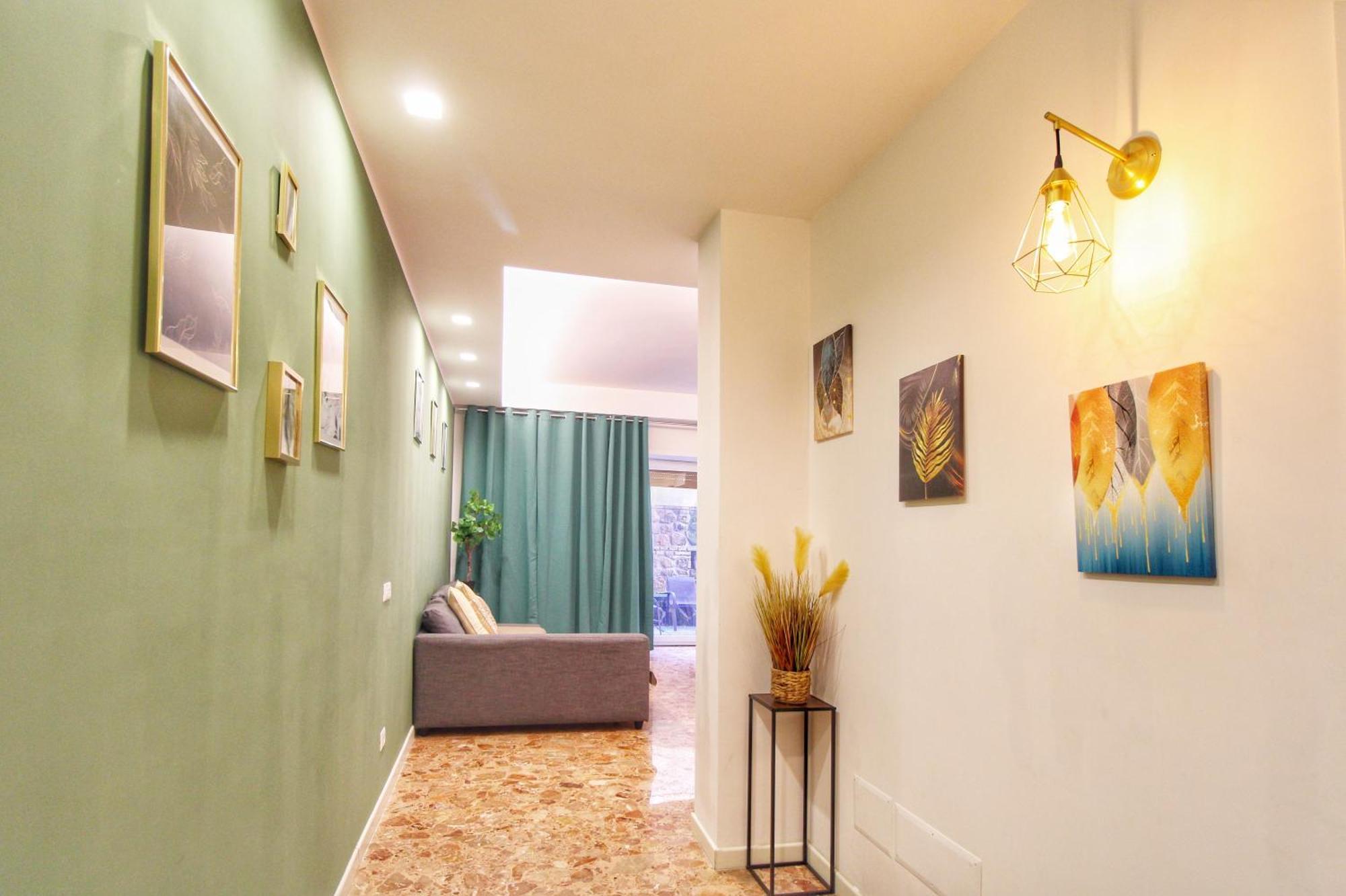 Delicious 2 Bed Room Apartment And Garden By Yh Rome Exterior photo