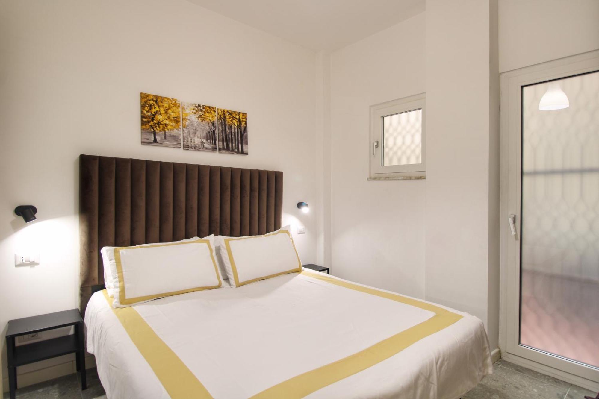 Delicious 2 Bed Room Apartment And Garden By Yh Rome Exterior photo